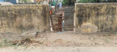 Entrance image of 2400.0 Sq.ft   Warehouse for rent in Nadukuthagai for 25000