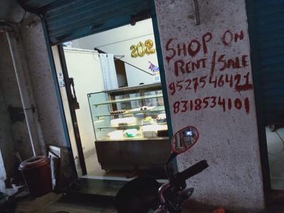 Commercial image of 250.0 Sq.ft pre-leased  Shop for sale in Dombivli East for 2000000