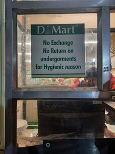 Commercial image of 1350.0 Sq.ft   Shop for rent in Dadar West for 350000