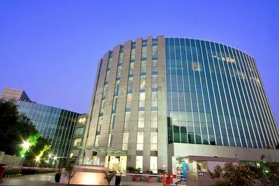 Outside View image of 1500.0 Sq.ft  Ready to use Office Space for rent in DLF Phase 5 for 252000