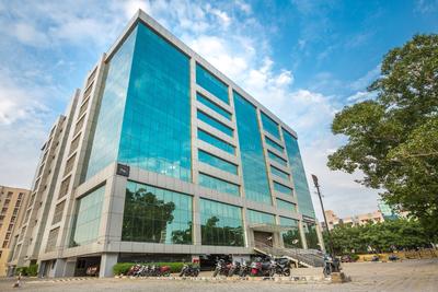 Outside View image of 807.0 Sq.ft  Ready to use Office Space for rent in Saligramam for 62790