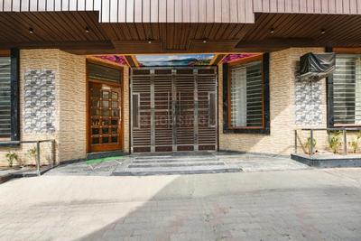 Entrance image of 4200.0 Sq.ft   Showroom for rent in Kharar for 150000