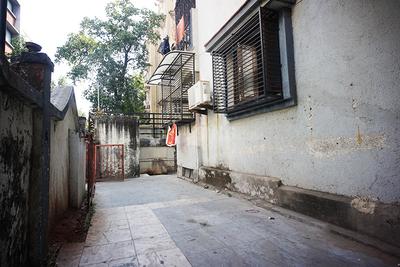 Others image of 490.0 Sq.ft   Shop for sale in Naranpura for 10000000