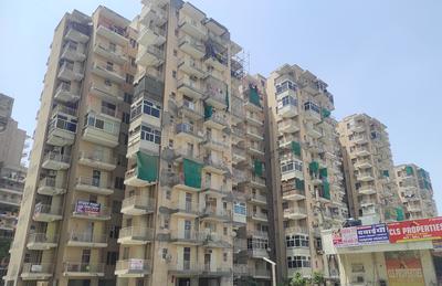 Adore Happy Homes Exclusive Tower K To T