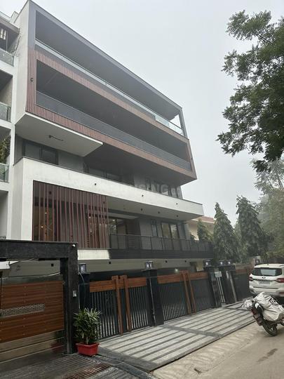 Gallery Cover Pic of AS Luxury Floor 13