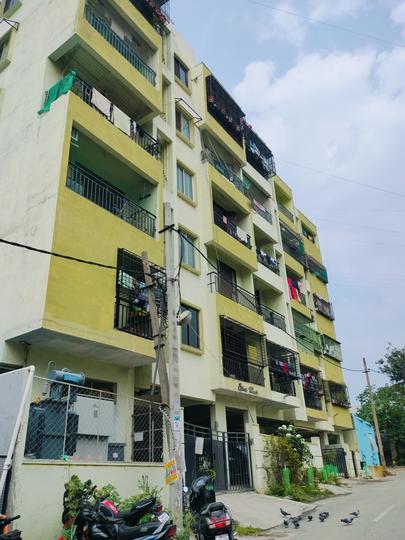 Priyanka Silver Woods Main Image 1