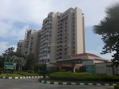 Gallery Cover Pic of Earth Court