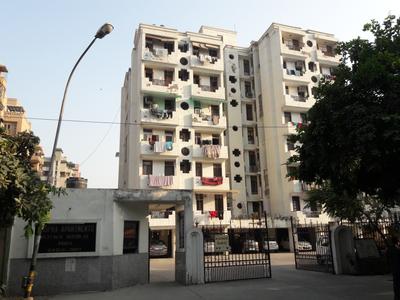 CGHS Chopra Apartment