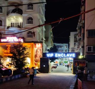 Gallery Cover Image of 700 Sq.ft 2 BHK Apartment / Flat for rent in Anupam VIP Enclave, Baguiati for Rs. 8000