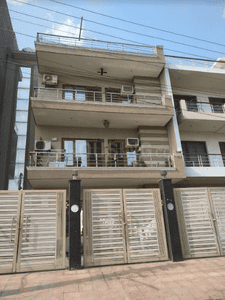 Rise Real Estate Rise Floors 4 Project Images