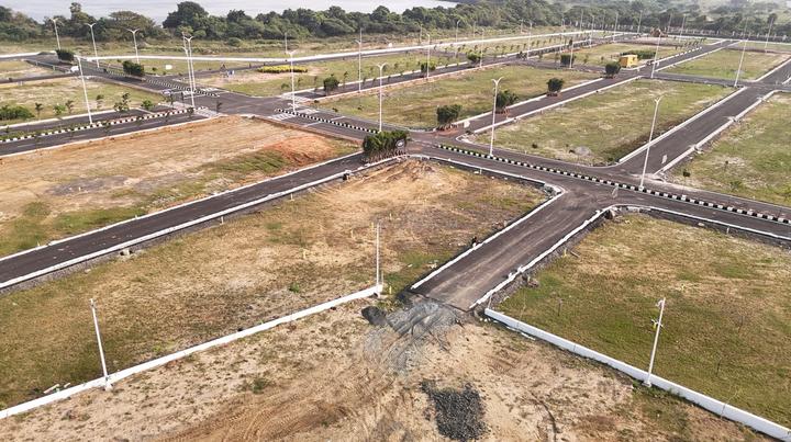 G Square Marvel Main Image 1