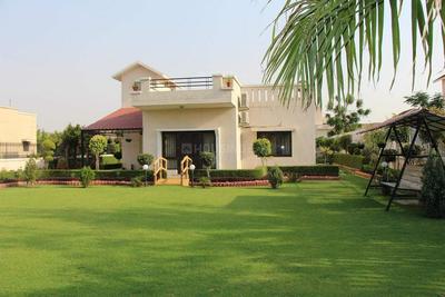 Landmark Golden Villas