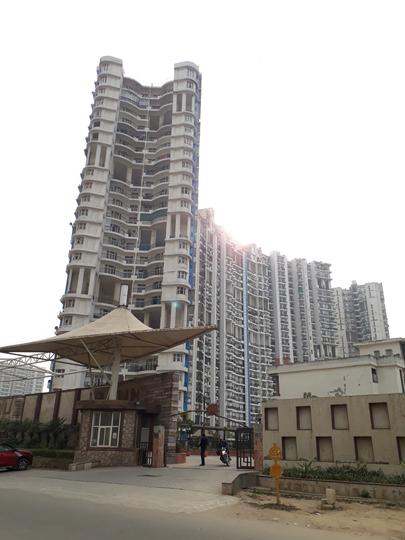 Amrapali Platinum - Image 1