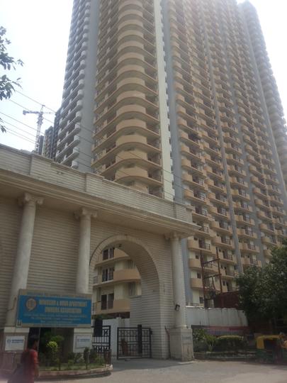 Gallery Cover Pic of Shipra Windsor And Nova Society