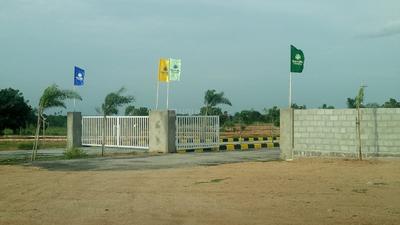 Residential Lands for Sale in Harivillu Township