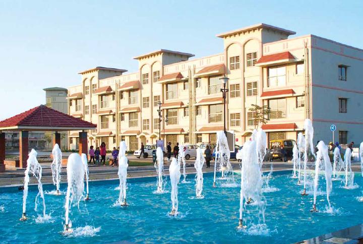Gallery Cover Pic of Gulmohar Gardens