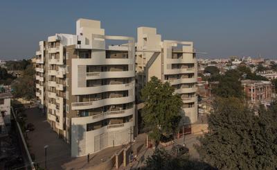 Project Image of 2050 Sq.ft 3 BHK Apartment / Flat for sale in Charbagh for Rs. 22000000