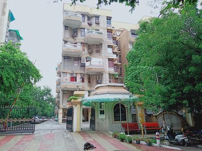 Gallery Cover Pic of Prabhavi Apartments
