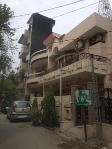Gallery Cover Image of 500 Sq.ft 1 BHK Independent House for rent in Spire World Trade Center, Sector 19 for Rs. 24000