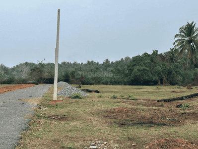 Residential Lands for Sale in Sun Lake Front