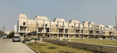Gallery Cover Pic of Amrapali Dream Valley