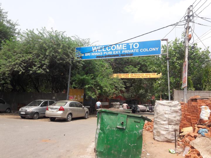 RWA Sri Niwas Puri - Image 1