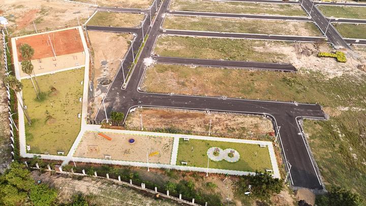 Gallery Cover Pic of G Square Serenia