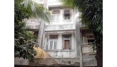 Gallery Cover Pic of Captain House