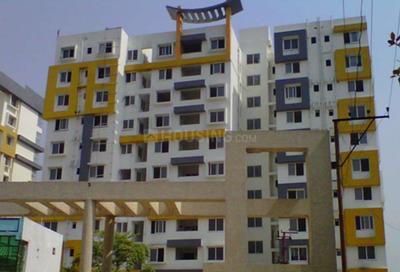 Gallery Cover Image of 1350 Sq.ft 3 BHK Apartment / Flat for rent in Durga Marine Drive, Buddha Colony for Rs. 15000