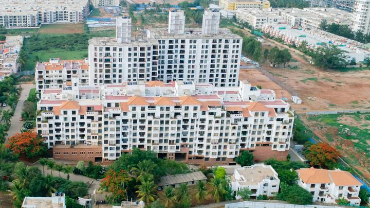 UKN Esperanza Elevation 1