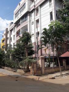 Gallery Cover Pic of Golden Palms Apartments