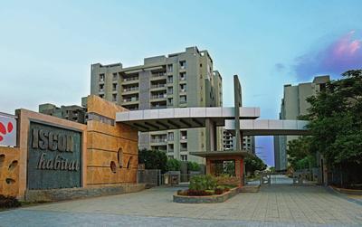 Gallery Cover Pic of JP Iscon Habitat