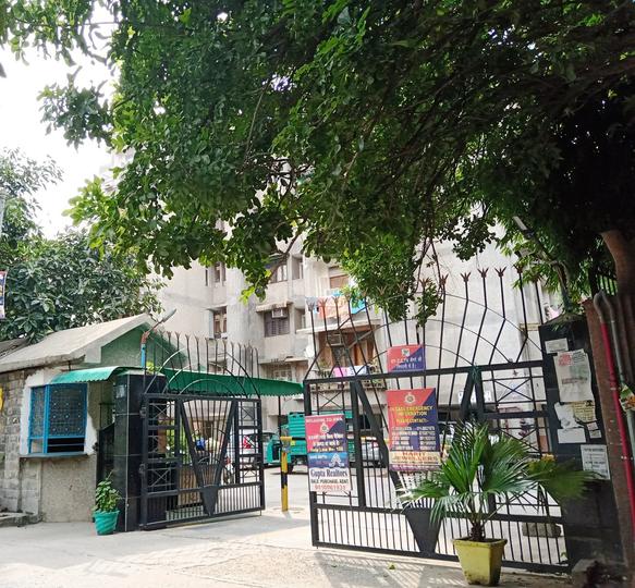 Gallery Cover Pic of Sri Ram Apartment 