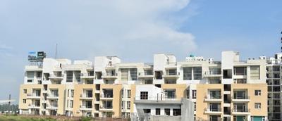 Gallery Cover Pic of Mona Greens II