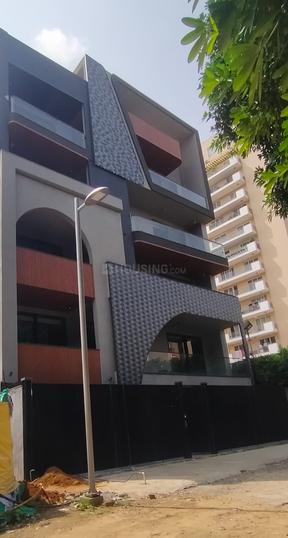 Gallery Cover Pic of Vohra Luxury Builder Floors 3