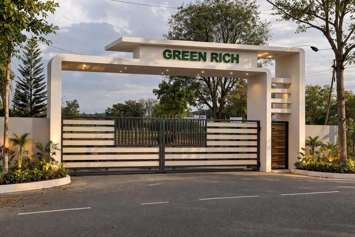 Gallery Cover Pic of Green Rich