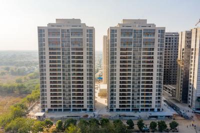 Gallery Cover Pic of Riviera Elite