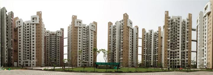 Gallery Cover Pic of Logix Blossom Greens Phase 6 Tower U V W & Shop