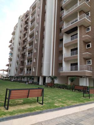 Arora Cloud 9 Block A Project Images