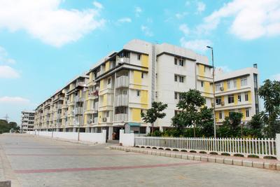 Gallery Cover Pic of S And P Essense