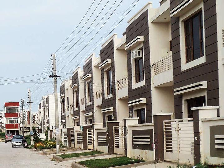 Gallery Cover Pic of Aura Villas