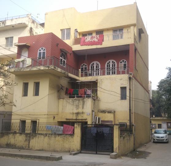 DDA Flats Mayur Vihar - Image 1