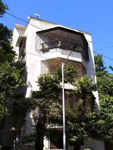 Project Image of 2050 Sq.ft 3 BHK Apartment / Flat for sale in Khar Danda for Rs. 114000000