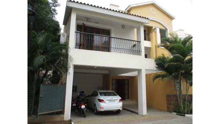 Vaswani Whispering Palms More Images 1