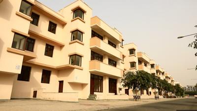 UCHDPL Sector 3 Wave Floors