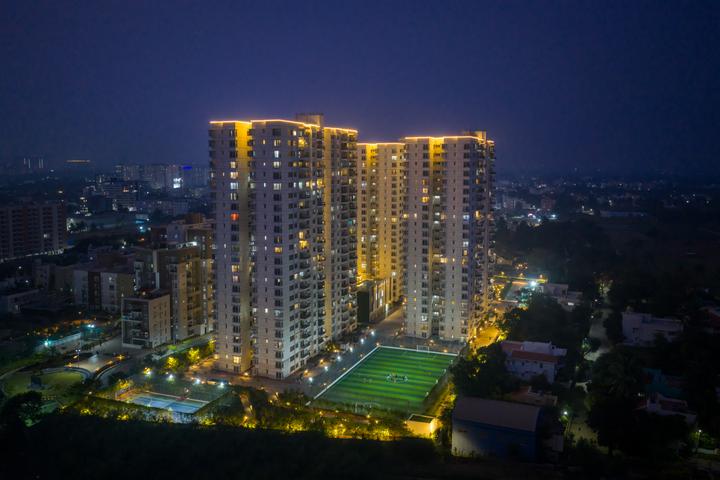 Gallery Cover Pic of Keya Around The Life