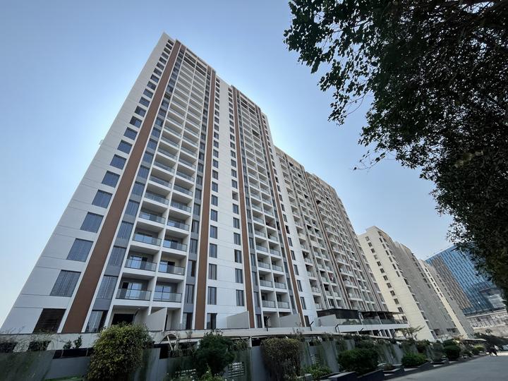 Gallery Cover Pic of Majestique Towers East Phase 1