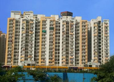 Panchsheel Greens Phase 1 B1 To B3 F4 To F6 And C Project Images