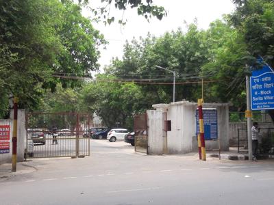 Swaraj Homes Pocket H Market Sarita Vihar RWA