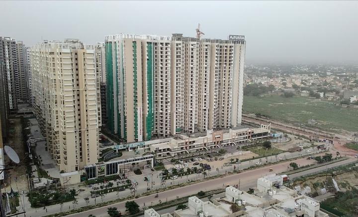 Gallery Cover Pic of Ajnara Le Garden Phase 3 Tower K L M & N